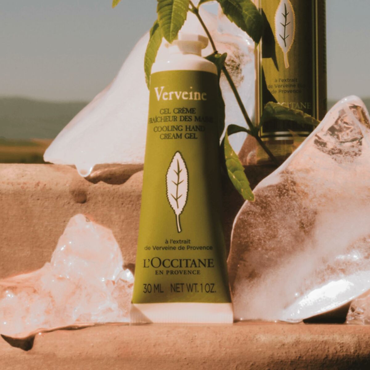 Luxury moisturizing hand cream with verbena extract