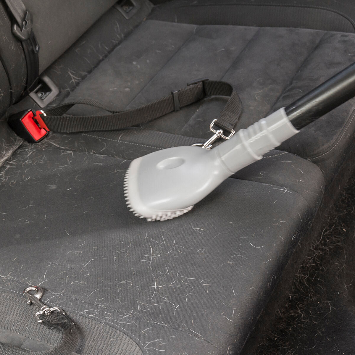 universal vacuum cleaner attachment