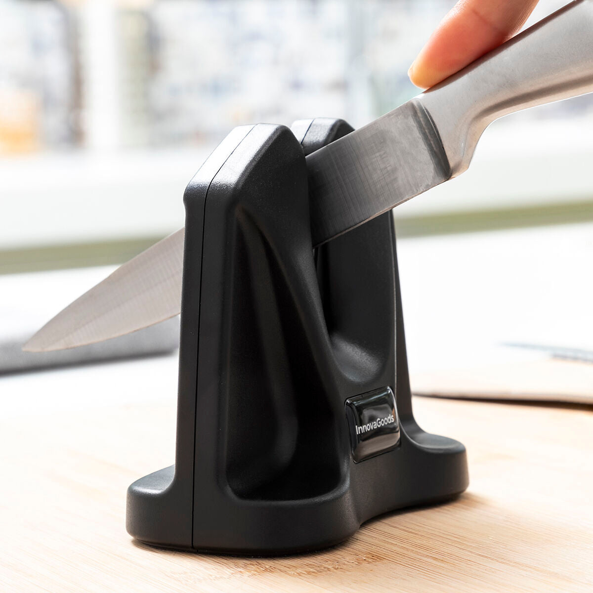 kitchen knife sharpener Coarse and Fine sharpening device

