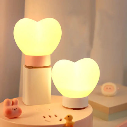 Luz nocturna LED USB en forma de corazón para leer y para la noche